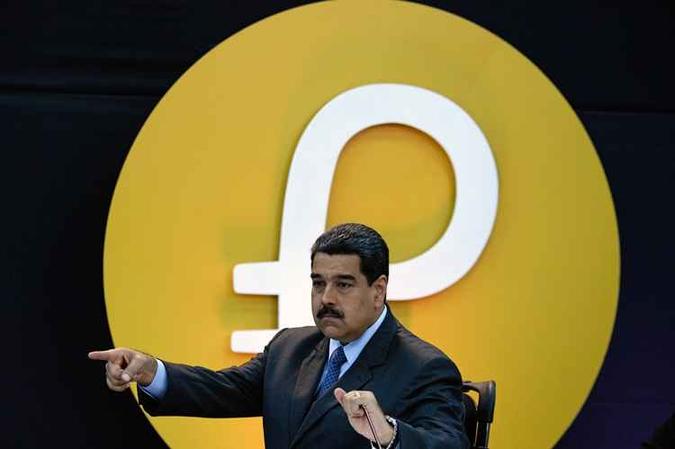 Os países latino-americanos esperam que, pressionado, Maduro se fragilize e fique cada vez mais no isolamento. (foto: Federico Parra/ AFP) Os países latino-americanos esperam que, pressionado, Maduro se fragilize e fique cada vez mais no isolamento. (foto: Federico Parra/ AFP)