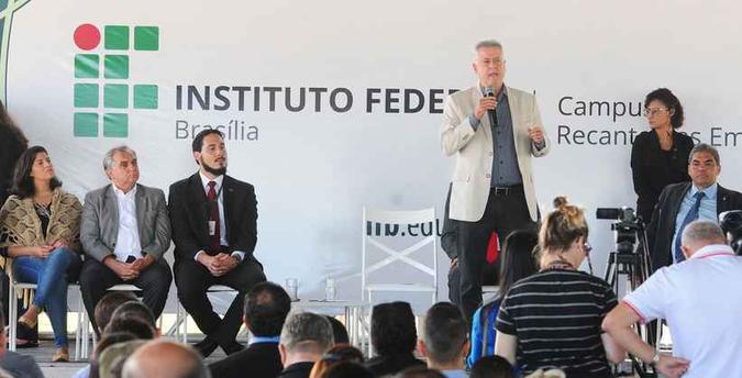 Rollemberg participou nesta quinta-feira da inauguração de um câmpus do IFB em Recanto das Emas(foto: Dênio Simões/Agência Brasília) Rollemberg participou nesta quinta-feira da inauguração de um câmpus do IFB em Recanto das Emas(foto: Dênio Simões/Agência Brasília)