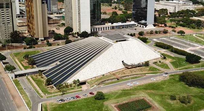 Principal edificação da cultura brasiliense está fechada há quatro anos(foto: Breno Fortes/CB/D.A Press) Principal edificação da cultura brasiliense está fechada há quatro anos(foto: Breno Fortes/CB/D.A Press)