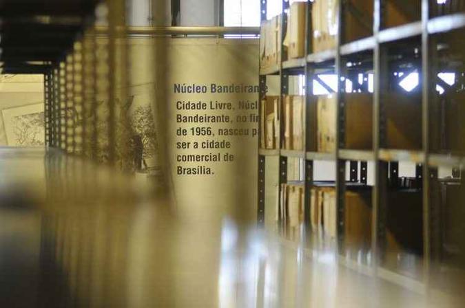 Os documentos estavam no Arquivo Público do Distrito Federal desde 1995, mas o acesso era restrito a funcionários: papelada timbrada e resguardada pelo carimbo Os documentos estavam no Arquivo Público do Distrito Federal desde 1995, mas o acesso era restrito a funcionários: papelada timbrada e resguardada pelo carimbo