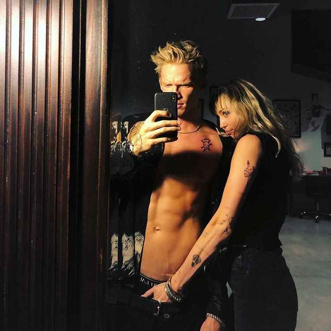 Miley e Cody(foto: Reprodução/Instagram) Miley e Cody(foto: Reprodução/Instagram)