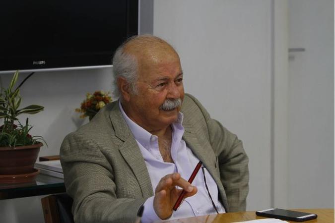Belaciano: ''Nos preocupa analisar exatamente a fonte desse livro, como ele foi parar numa biblioteca pública''(foto: Ana Rayssa/CB/D.A Press) Belaciano: ''Nos preocupa analisar exatamente a fonte desse livro, como ele foi parar numa biblioteca pública''(foto: Ana Rayssa/CB/D.A Press)