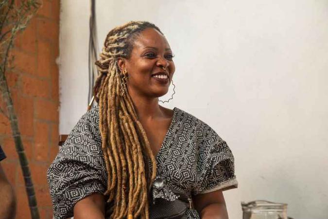 Ketty Valencio criou um clube de assinaturas de livros de autoras negras para estimular o acesso à produção que nem sempre está explícita nas prateleiras(foto: Arquivo Pessoal) Ketty Valencio criou um clube de assinaturas de livros de autoras negras para estimular o acesso à produção que nem sempre está explícita nas prateleiras(foto: Arquivo Pessoal)