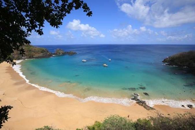 Praia da Baía do Sancho, em Fernando de Noronha (PE), é eleita a melhor do mundo (foto: Teresa Maia/DP/D.A.Press) Praia da Baía do Sancho, em Fernando de Noronha (PE), é eleita a melhor do mundo (foto: Teresa Maia/DP/D.A.Press)
