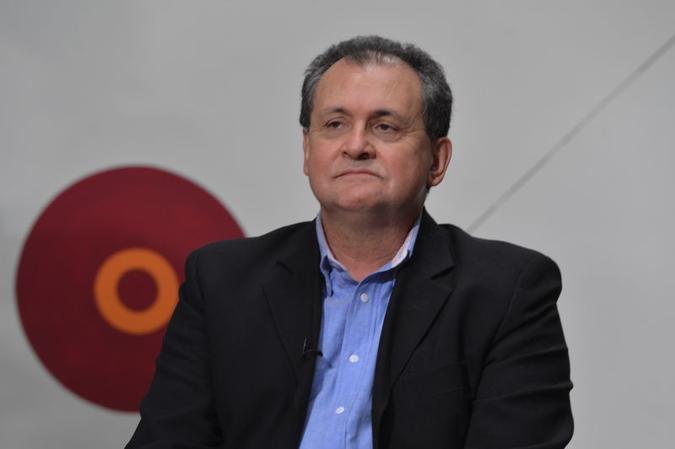Antonio Testa, cientista político: Antonio Testa, cientista político: