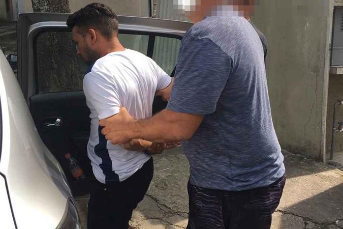 Homem estava foragido desde 2016. Ele foi localizado em São Paulo(foto: Divulgação / PCDF) Homem estava foragido desde 2016. Ele foi localizado em São Paulo(foto: Divulgação / PCDF)