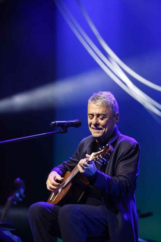 A obra de Chico Buarque está reunida em nove álbuns e oito coletâneas(foto: Leo Aversa/Divulgação) A obra de Chico Buarque está reunida em nove álbuns e oito coletâneas(foto: Leo Aversa/Divulgação)