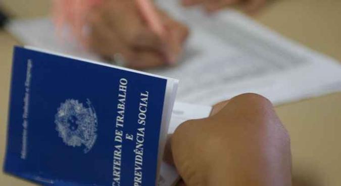 A Tendências Consultoria começou 2018 estimando a criação de 800 mil vagas até dezembro, número que foi reduzido para 350 mil(foto: Paulo H. Carvalho/CB/D.A Press) A Tendências Consultoria começou 2018 estimando a criação de 800 mil vagas até dezembro, número que foi reduzido para 350 mil(foto: Paulo H. Carvalho/CB/D.A Press)