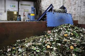 O vidro é levado para uma Usina de Reciclagem em São Paulo(foto: Diageo/Divulgação) O vidro é levado para uma Usina de Reciclagem em São Paulo(foto: Diageo/Divulgação)