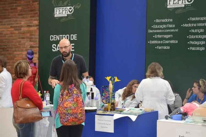 Os visitantes da 2ª Fepro vão debater mercado de trabalho, profissão, atuação na área e principais habilidades exigidas para cada curso universitário(foto: Reprodução/Fepro UDF) Os visitantes da 2ª Fepro vão debater mercado de trabalho, profissão, atuação na área e principais habilidades exigidas para cada curso universitário(foto: Reprodução/Fepro UDF)