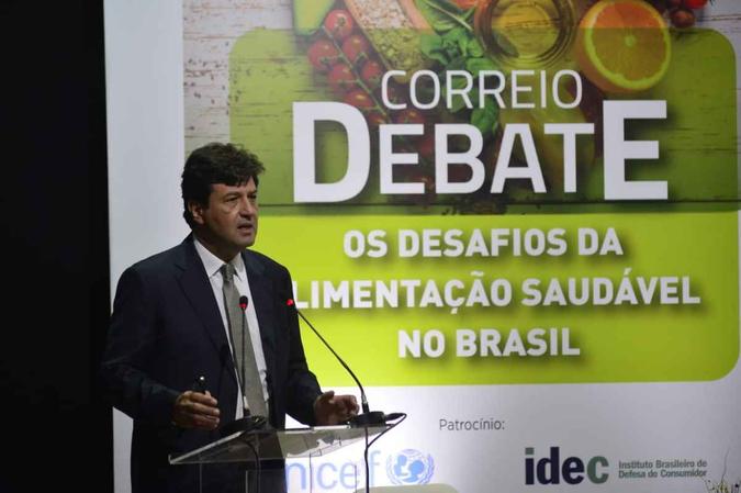 Ministro da saúde, Luiz Henrique Mandetta, participa de evento no Correio(foto: Marcelo Ferreira/CB/D.A Press) Ministro da saúde, Luiz Henrique Mandetta, participa de evento no Correio(foto: Marcelo Ferreira/CB/D.A Press)