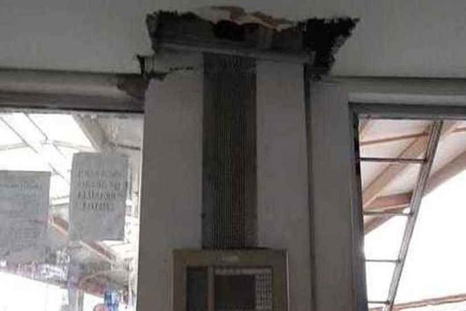 Pilar de sustentação da estação rachou e precisou ser escorado(foto: Arquivo Pessoal) Pilar de sustentação da estação rachou e precisou ser escorado(foto: Arquivo Pessoal)