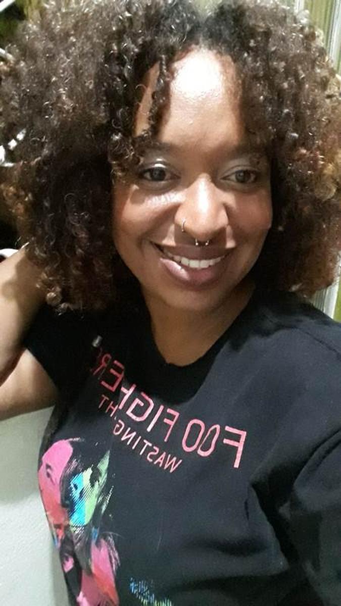 A crítica Yasmine Evaristo acredita que há estereótipos imbricados na nossa cultura(foto: Arquivo pessoal/ Divulgação) A crítica Yasmine Evaristo acredita que há estereótipos imbricados na nossa cultura(foto: Arquivo pessoal/ Divulgação)