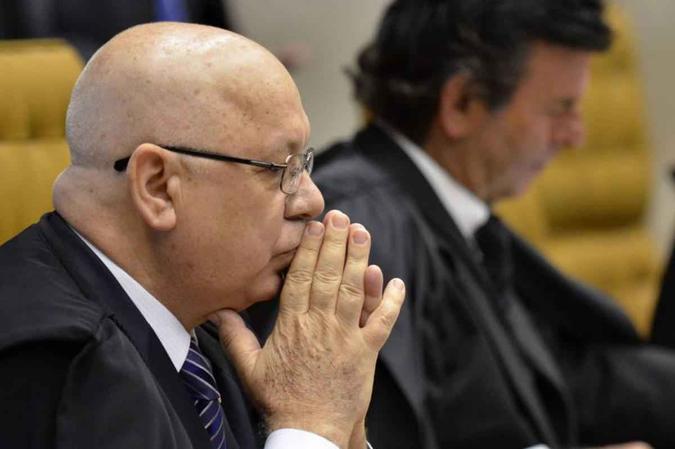 Teori Zavascki, ministro do STF e Relator da Lava-Jato no Supremo Tribunal Federal (STF) morreu na tarde de quinta-feira (19/1/2017), aos 68 anos, após a queda de avião em Paraty, no litoral sul do Rio de Janeiro.José Cruz/Agencia Brasil Teori Zavascki, ministro do STF e Relator da Lava-Jato no Supremo Tribunal Federal (STF) morreu na tarde de quinta-feira (19/1/2017), aos 68 anos, após a queda de avião em Paraty, no litoral sul do Rio de Janeiro.José Cruz/Agencia Brasil