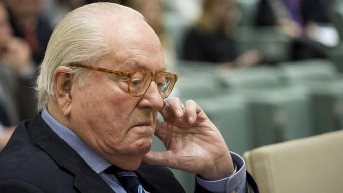 Le Pen também já fez um comparação entre homossexualidade e pedofilia(foto: AFP) Le Pen também já fez um comparação entre homossexualidade e pedofilia(foto: AFP)