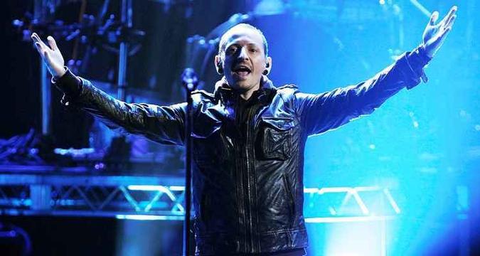 Chester Bennington esteve com à frente aos vocais do Linkin Park durante 18 anos(foto: Danny Moloshok/Reuters) Chester Bennington esteve com à frente aos vocais do Linkin Park durante 18 anos(foto: Danny Moloshok/Reuters)