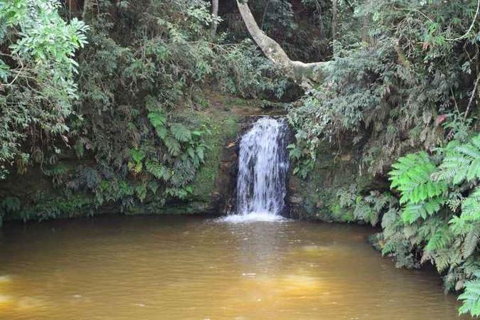Cachoeira da Lua é uma das atrações da cidade(foto: Cesar Gritti/Wikipedia Commons) Cachoeira da Lua é uma das atrações da cidade(foto: Cesar Gritti/Wikipedia Commons)