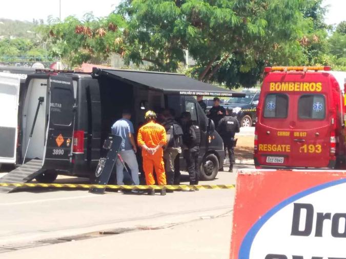 BOPE e Corpo de Bombeiros foram acionados para a Operação Petardo (foto: Divulgação / PMDF) BOPE e Corpo de Bombeiros foram acionados para a Operação Petardo (foto: Divulgação / PMDF)