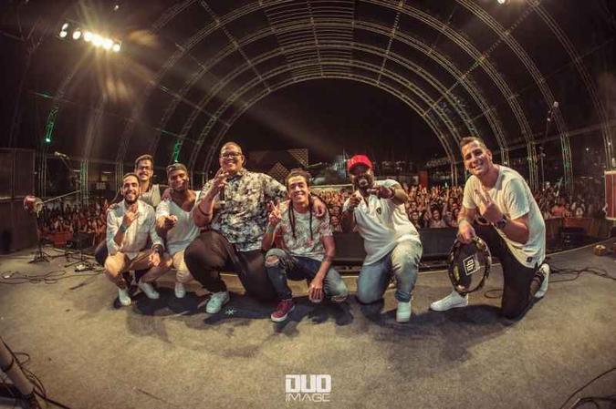 O grupo de pagode Di Propósito é uma das atrações do Quinta Férias(foto: Duo Image/Divulgação) O grupo de pagode Di Propósito é uma das atrações do Quinta Férias(foto: Duo Image/Divulgação)