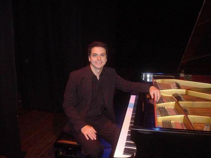 Luís Fabiano Rabelo celebra a importância de levar a música de compositores brasileiros à Europa(foto: Henrique Sodre/Divulgacao) Luís Fabiano Rabelo celebra a importância de levar a música de compositores brasileiros à Europa(foto: Henrique Sodre/Divulgacao)