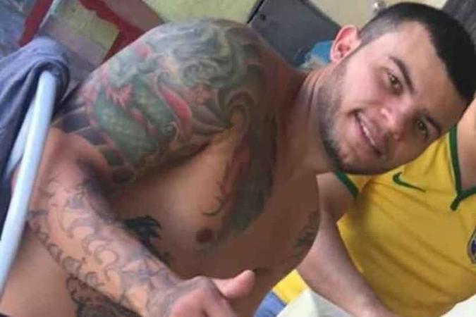 Marcelo Lira, 25 anos, não resistiu aos ferimentos e morreu no local do crime(foto: Internet) Marcelo Lira, 25 anos, não resistiu aos ferimentos e morreu no local do crime(foto: Internet)