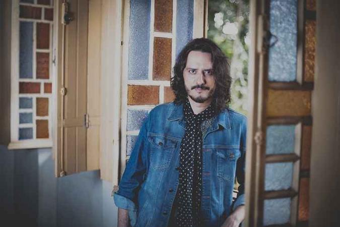 Cantor paulista Tuia é ex-integrante da banda Dotô Jeka (foto: Arquivo Pessoal ) Cantor paulista Tuia é ex-integrante da banda Dotô Jeka (foto: Arquivo Pessoal )