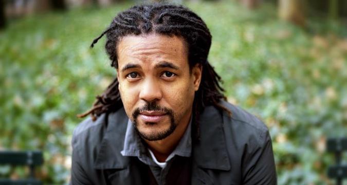 O livro de Colson Whithead vendeu mais de um milhão de exemplaes(foto: Reprodução/Internet) O livro de Colson Whithead vendeu mais de um milhão de exemplaes(foto: Reprodução/Internet)