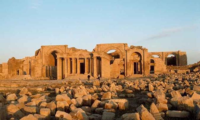 O sítio arqueológico, na cidade de Hatra (Iraque), também foi destruído pelos terroristas do EI no passado(foto: Alamy/National Geographic Image Collec) O sítio arqueológico, na cidade de Hatra (Iraque), também foi destruído pelos terroristas do EI no passado(foto: Alamy/National Geographic Image Collec)