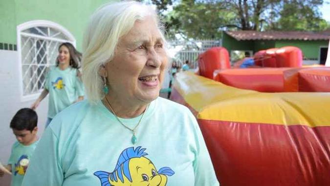 Glorinha acredita que foi mais ajudada do que ajudou(foto: Reprodução/Internet) Glorinha acredita que foi mais ajudada do que ajudou(foto: Reprodução/Internet)