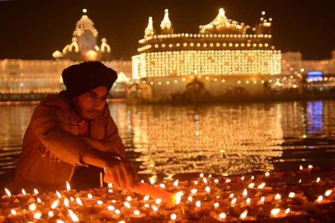 (foto: Narinder Nanu/AFP Photo) (foto: Narinder Nanu/AFP Photo)