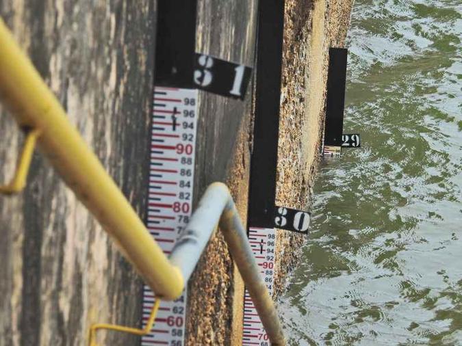 O período chuvoso fez com que a Barragem do Descoberto alcançasse mais de 91% da capacidade: margem para encarar a estiagem(foto: Breno Fortes/CB/D.A Press) O período chuvoso fez com que a Barragem do Descoberto alcançasse mais de 91% da capacidade: margem para encarar a estiagem(foto: Breno Fortes/CB/D.A Press)