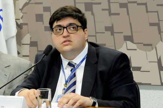 Para este ano, a IFI contabiliza, no seu cenário base e pessimista, R$ 72,7 bilhões de receitas extraordinárias(foto: Waldemir Barreto/Agencia Senado) Para este ano, a IFI contabiliza, no seu cenário base e pessimista, R$ 72,7 bilhões de receitas extraordinárias(foto: Waldemir Barreto/Agencia Senado)