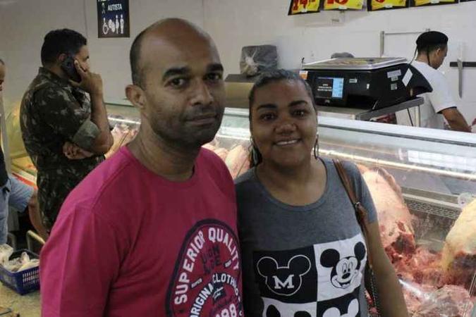 Grandes consumidores de carne, Alex e Vancy Loyola acharam muito pequeno o alívio no valor cobrado pelo produto: Grandes consumidores de carne, Alex e Vancy Loyola acharam muito pequeno o alívio no valor cobrado pelo produto: