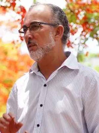Diretor Jacy Braga pontua o aprofundamento da concorrência desigual entre escolas públicas e particulares(foto: Arquivo pessoal/Reprodução) Diretor Jacy Braga pontua o aprofundamento da concorrência desigual entre escolas públicas e particulares(foto: Arquivo pessoal/Reprodução)
