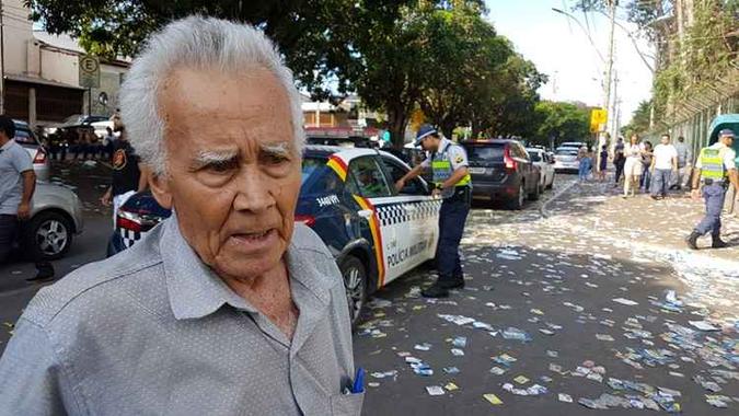 Mesmo sem obrigatoriedade, José Cardoso escolheu votar(foto: Carlos Vieira) Mesmo sem obrigatoriedade, José Cardoso escolheu votar(foto: Carlos Vieira)