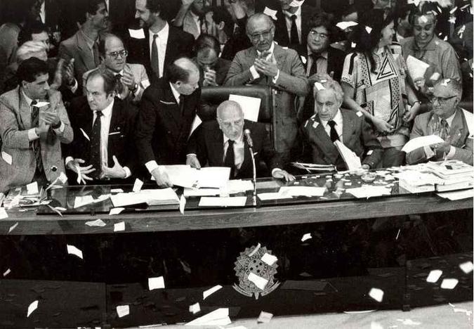 Ulysses Guimarães na Presidência da Constituinte em 1988(foto: EBC/Arquivo) Ulysses Guimarães na Presidência da Constituinte em 1988(foto: EBC/Arquivo)