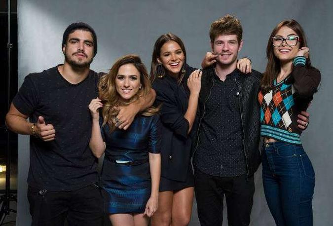 Elenco, encabeçado por Caio Castro, Tatá Werneck e Bruna Marquezine, apresenta nova novelas da 19h(foto: Rede Globo/Estevam Avellar) Elenco, encabeçado por Caio Castro, Tatá Werneck e Bruna Marquezine, apresenta nova novelas da 19h(foto: Rede Globo/Estevam Avellar)