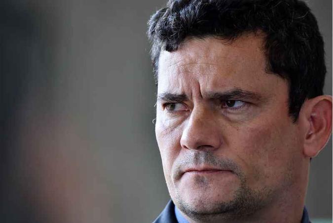 A indicação de Leonel, destaca Moro, busca manter vínculo próximo à área econômica.(foto: Rafael Carvalho / Governo de Transição) A indicação de Leonel, destaca Moro, busca manter vínculo próximo à área econômica.(foto: Rafael Carvalho / Governo de Transição)