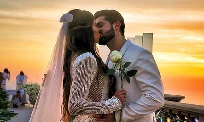 O casal oficializou a união nas primeiras horas do dia(foto: Reprodução/ Redes sociais) O casal oficializou a união nas primeiras horas do dia(foto: Reprodução/ Redes sociais)