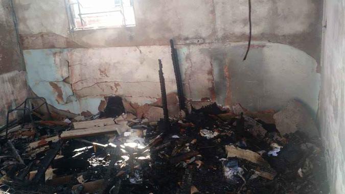 Os moradores estavam em casa quando o incêndio começou, mas conseguiram sair. Ninguém ficou ferido(foto: Divulgação / CBMDF) Os moradores estavam em casa quando o incêndio começou, mas conseguiram sair. Ninguém ficou ferido(foto: Divulgação / CBMDF)
