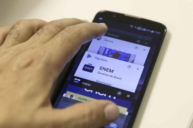 Recomendação é que estudante imprima cartão de confirmação(foto: Marcello Casal Jr/ Agência Brasil) Recomendação é que estudante imprima cartão de confirmação(foto: Marcello Casal Jr/ Agência Brasil)
