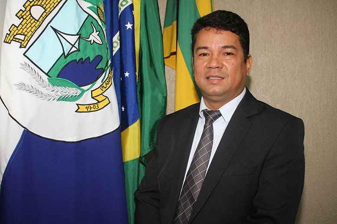 Pastor André, prefeito-tampão de Planaltina de Goiás, é suspeito de interferir em uma operação do Ministério Público goiano sobre o superfaturamento em uma obra da Câmara Municipal(foto: Câmara Municipal de Planaltina de Goiás/Divulgação) Pastor André, prefeito-tampão de Planaltina de Goiás, é suspeito de interferir em uma operação do Ministério Público goiano sobre o superfaturamento em uma obra da Câmara Municipal(foto: Câmara Municipal de Planaltina de Goiás/Divulgação)