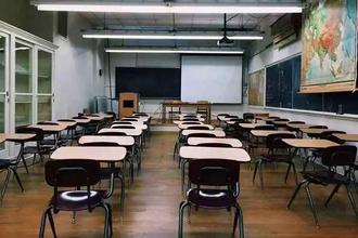 Escolas devem ter volta escalonada com aulas presenciais e a distância