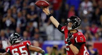 Nos últimos anos, a NFL enfrentou críticas e processos ligados à questão das concussões e traumatismo craniano(foto: Kevin C. Cox/Getty Images/AFP - 05/02/2017 ) Nos últimos anos, a NFL enfrentou críticas e processos ligados à questão das concussões e traumatismo craniano(foto: Kevin C. Cox/Getty Images/AFP - 05/02/2017 )