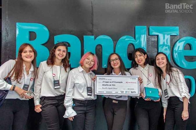 Grupo é formado apenas por alunas, e começou em 2017(foto: Arquivo Pessoal) Grupo é formado apenas por alunas, e começou em 2017(foto: Arquivo Pessoal)