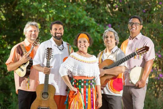A Camerata Caipira criou repertório baseado nos ritmos tradicionais da cultura popular(foto: Tiago Santos/Divulgação) A Camerata Caipira criou repertório baseado nos ritmos tradicionais da cultura popular(foto: Tiago Santos/Divulgação)