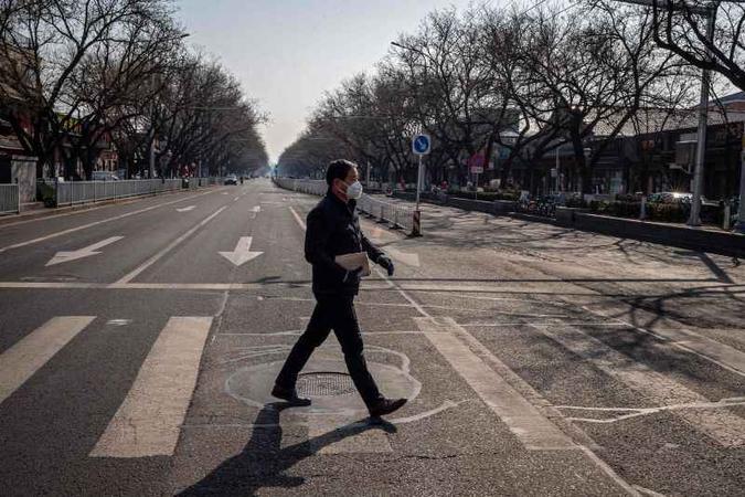 Em número de mortos, o Irã, com oito vítimas fatais, é o segundo, atrás apenas da China(foto: NICOLAS ASFOURI/AFP) Em número de mortos, o Irã, com oito vítimas fatais, é o segundo, atrás apenas da China(foto: NICOLAS ASFOURI/AFP)
