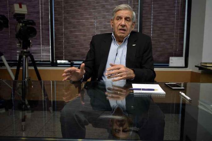 General Heleno, um dos principais conselheiros de Bolsonaro: 'A campanha ainda não acabou, ao contrário'(foto: Marcelo Ferreira/CB/D.A Press) General Heleno, um dos principais conselheiros de Bolsonaro: 'A campanha ainda não acabou, ao contrário'(foto: Marcelo Ferreira/CB/D.A Press)