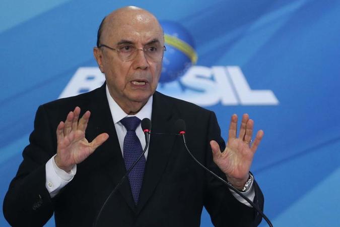 Segundo Meirelles, arrecadação de junho mostrará resultados melhores(foto: José Cruz/Agência Brasil) Segundo Meirelles, arrecadação de junho mostrará resultados melhores(foto: José Cruz/Agência Brasil)