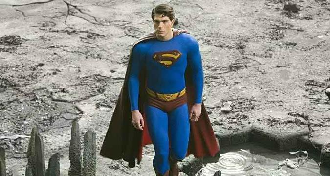 Brandon Routh como Superman em O retorno, de 2006(foto: Warner Bros/Divulgação) Brandon Routh como Superman em O retorno, de 2006(foto: Warner Bros/Divulgação)